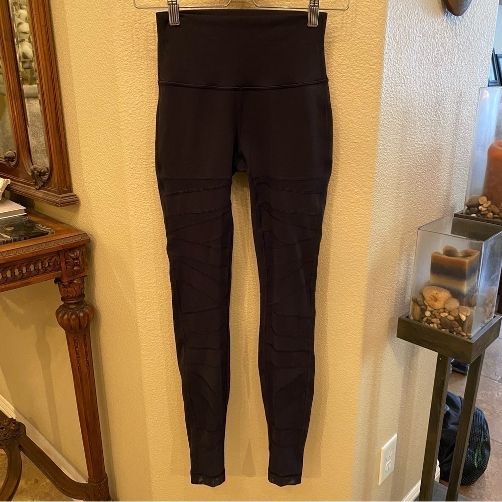 LULULEMON Women Black Wunder Under Tech Mesh Athletic Leggings Size 4